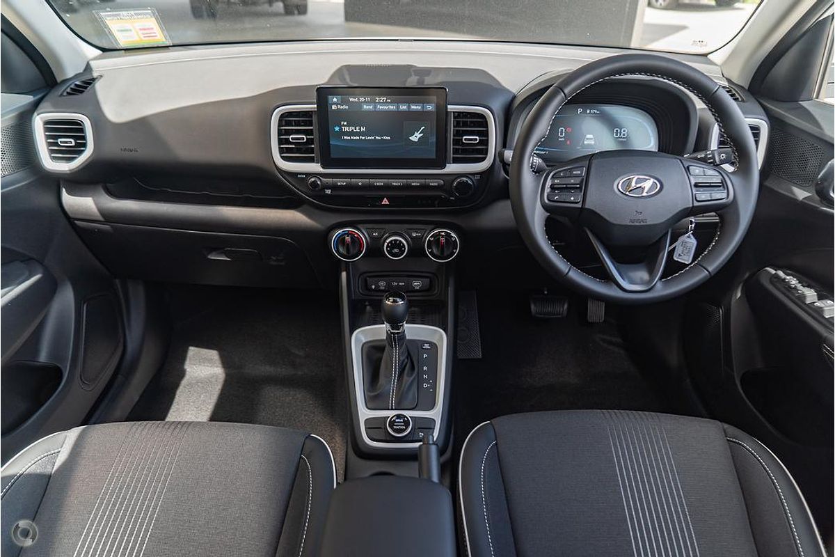 2025 Hyundai Venue Active QX.V5