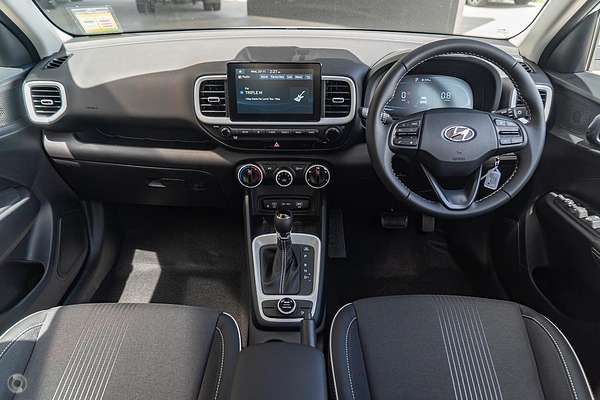 2025 Hyundai Venue Active QX.V5