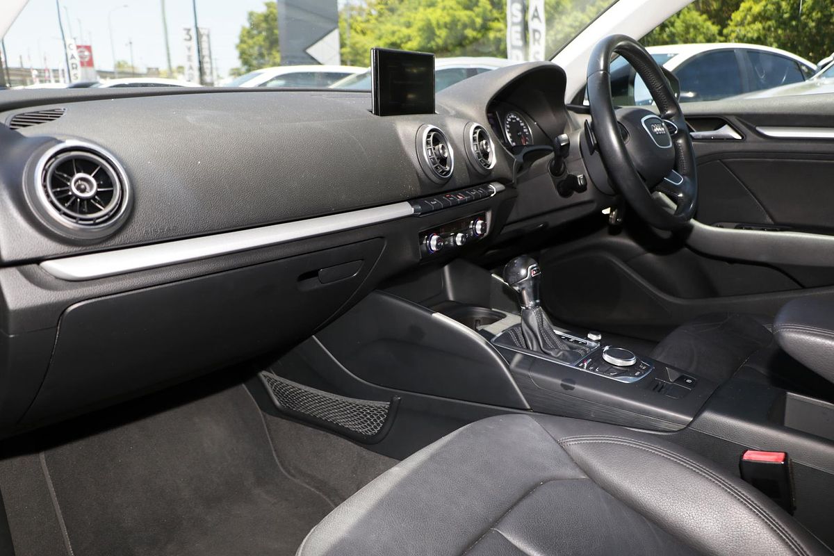 2015 Audi A3 Attraction 8V