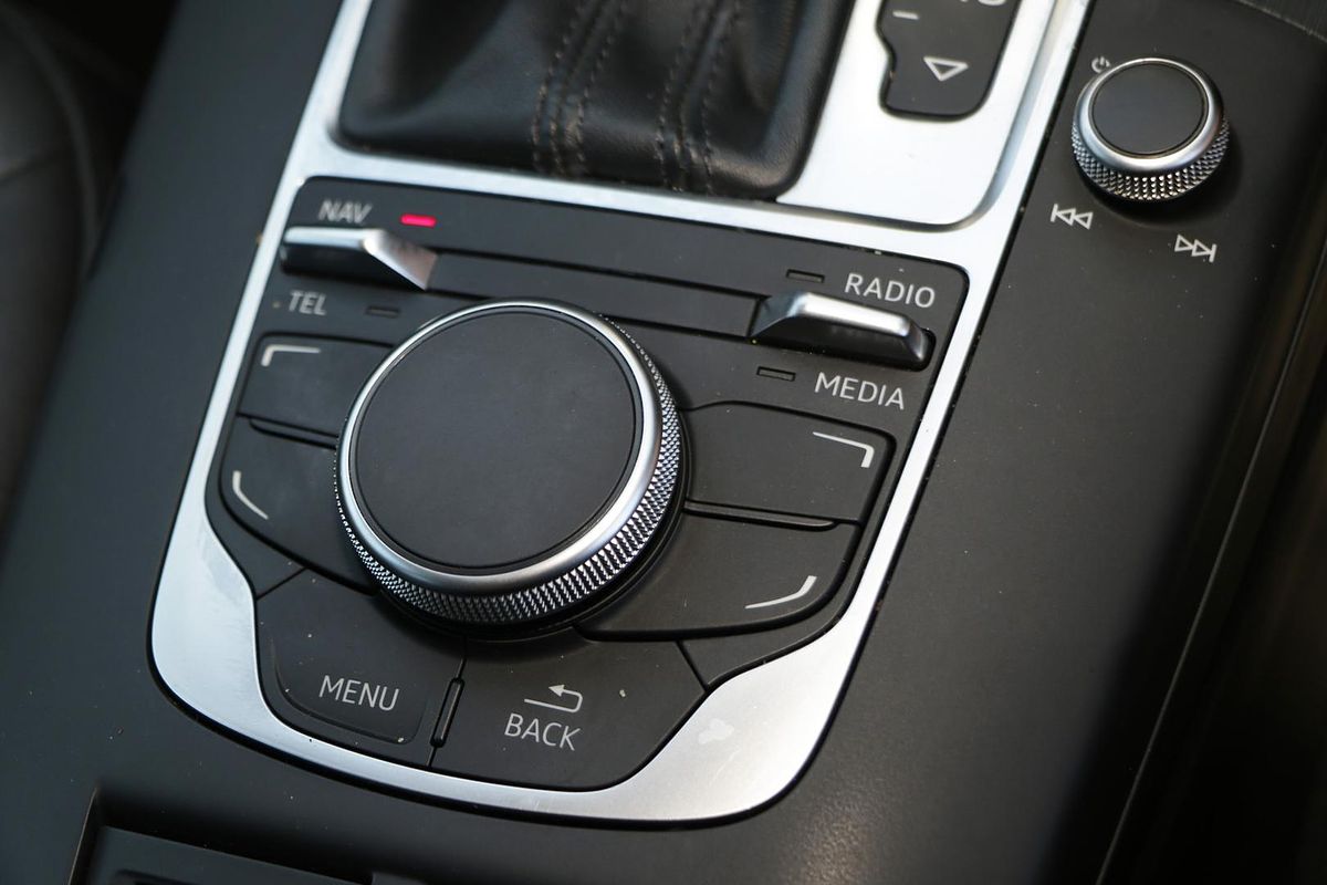 2015 Audi A3 Attraction 8V