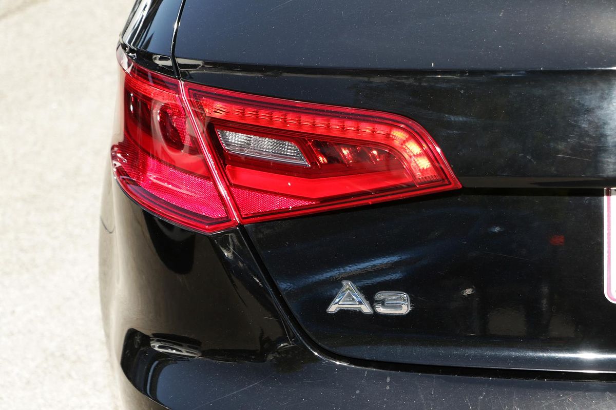 2015 Audi A3 Attraction 8V