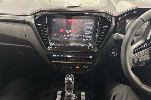 2025 Isuzu D-MAX X-TERRAIN 4X4