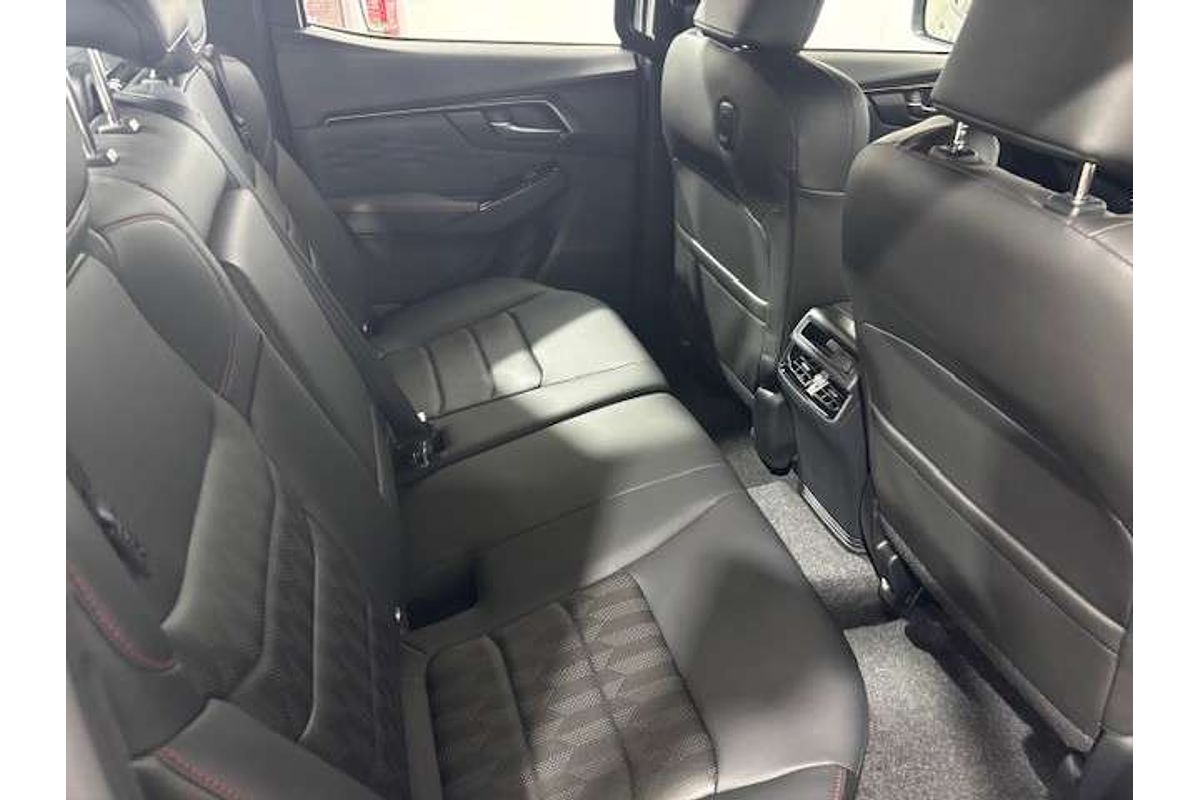 2025 Isuzu D-MAX X-TERRAIN 4X4