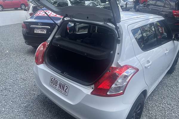 2011 Suzuki Swift GL FZ