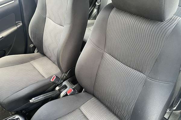 2011 Suzuki Swift GL FZ