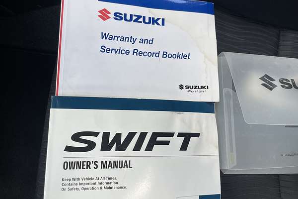 2011 Suzuki Swift GL FZ