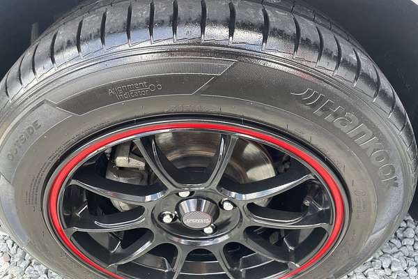 2011 Suzuki Swift GL FZ