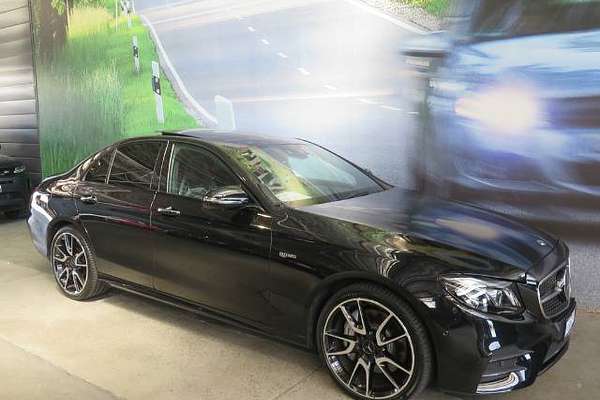 2017 Mercedes-Benz AMG GT E43