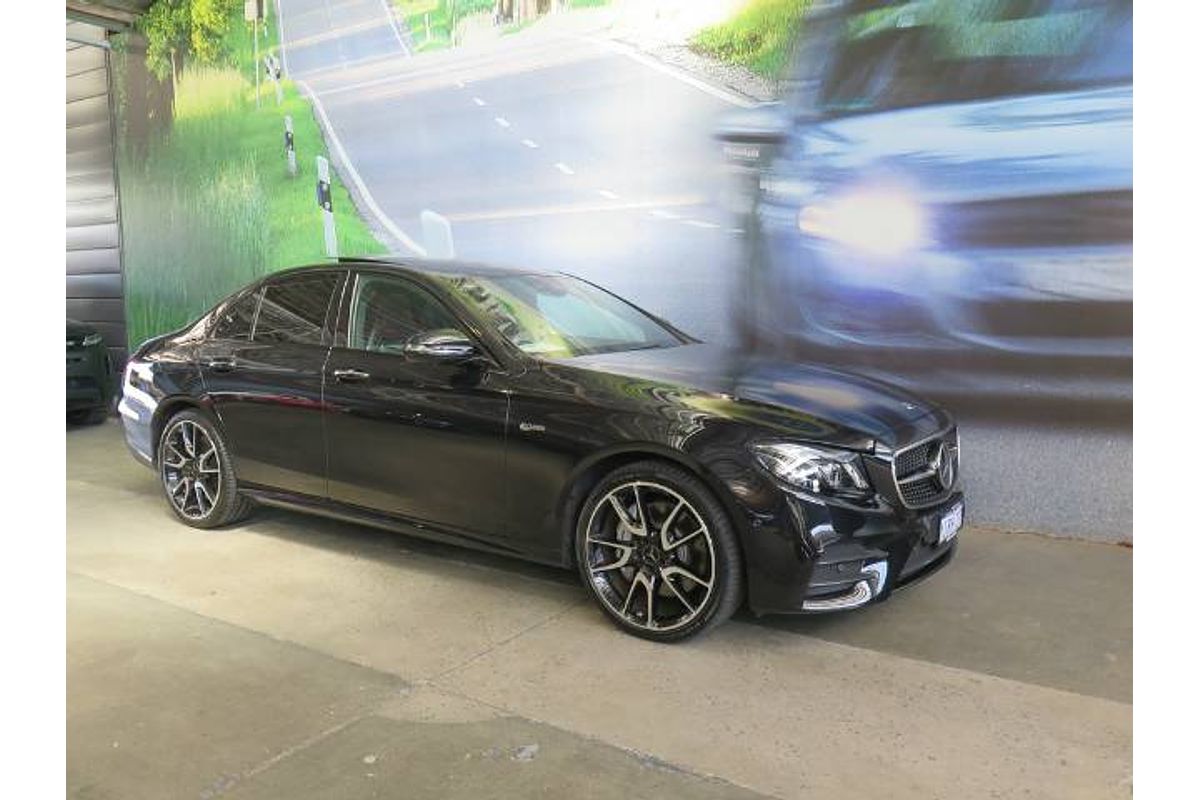 2017 Mercedes-Benz AMG GT E43