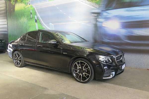 2017 Mercedes-Benz AMG GT E43