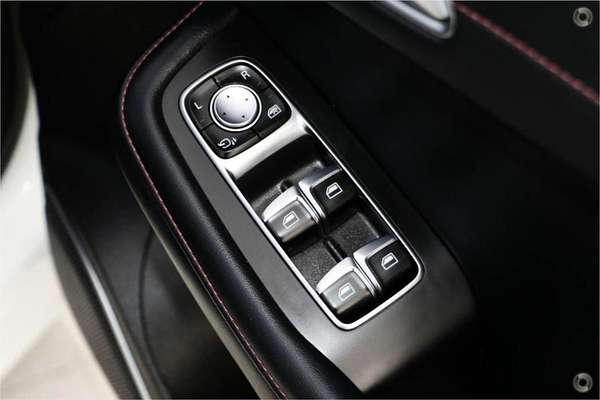 2021 MG HS Core SAS23