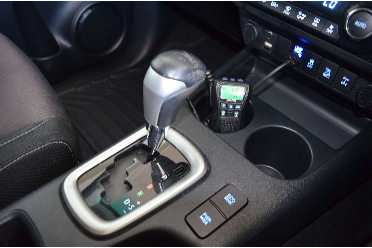 2017 Toyota Hilux SR5 GUN126R 4X4