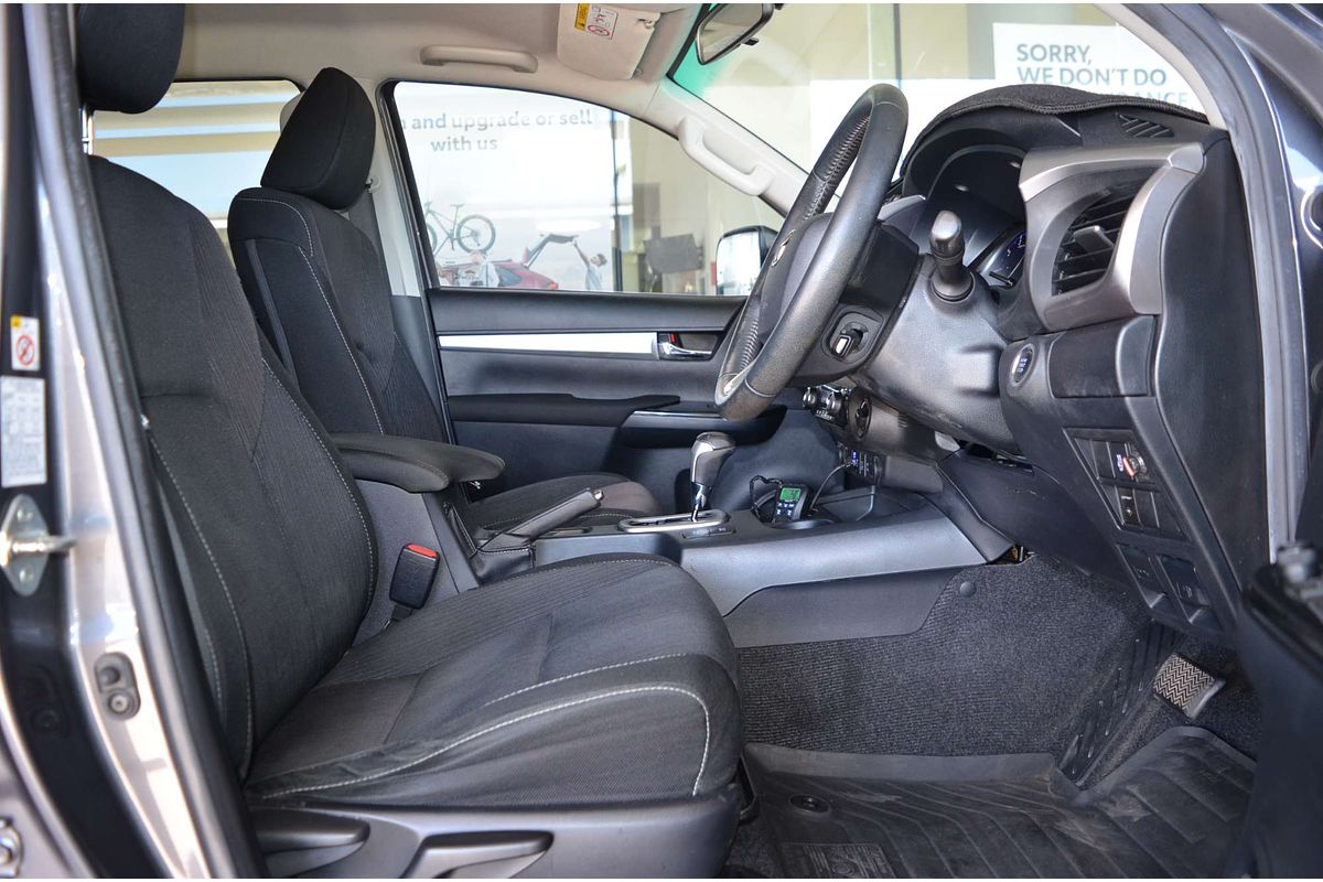2017 Toyota Hilux SR5 GUN126R 4X4