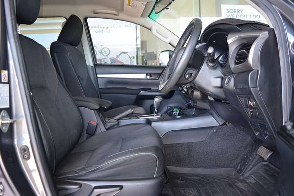 2017 Toyota Hilux SR5 GUN126R 4X4