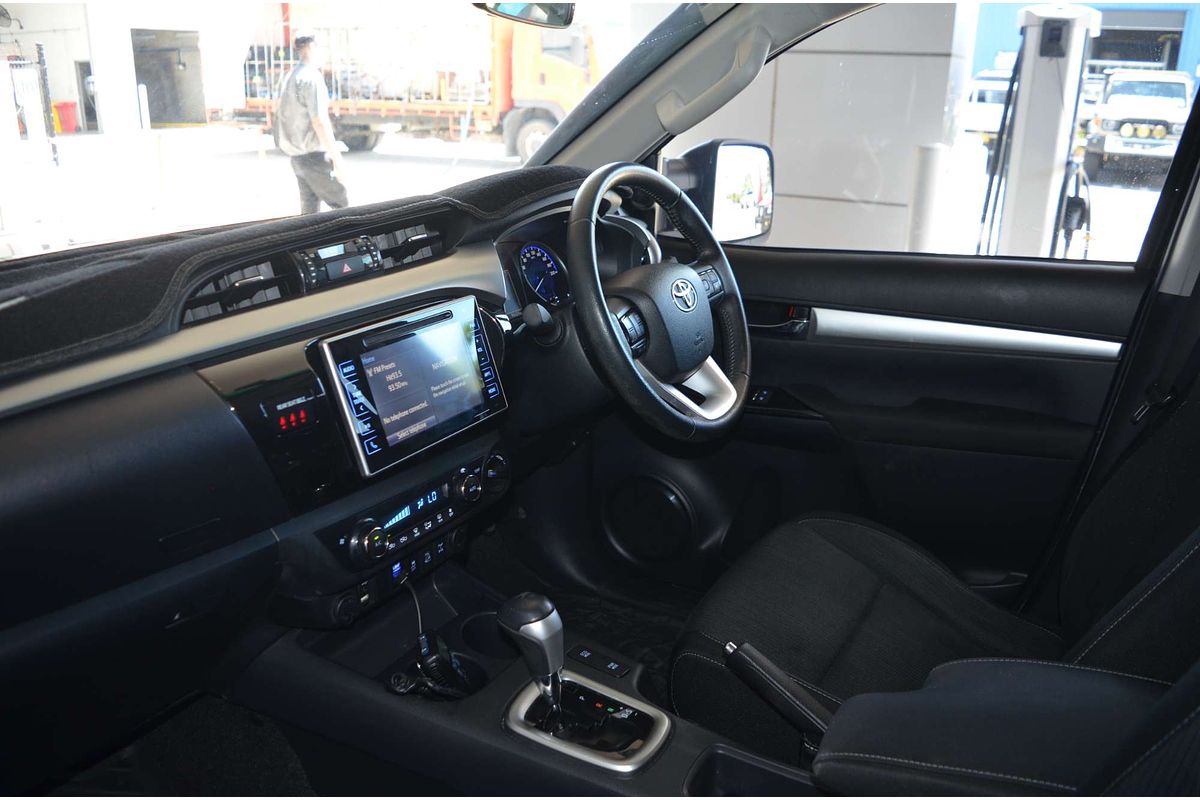 2017 Toyota Hilux SR5 GUN126R 4X4