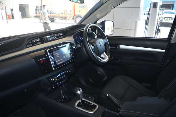 2017 Toyota Hilux SR5 GUN126R 4X4