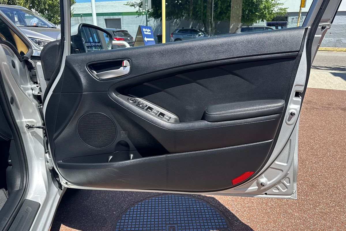 2016 Kia Cerato S YD