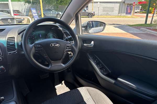 2016 Kia Cerato S YD