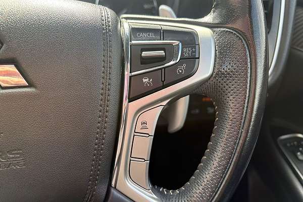 2019 Mitsubishi Outlander PHEV Exceed ZL