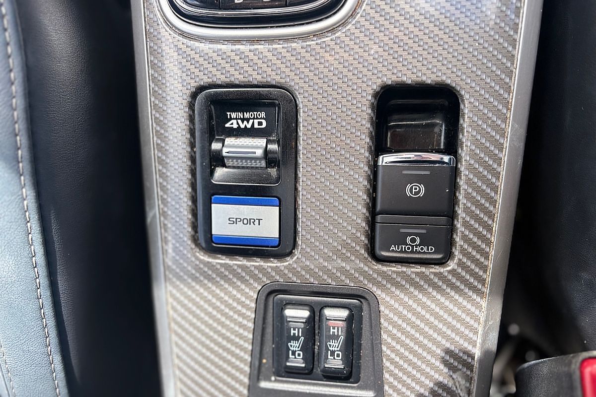 2019 Mitsubishi Outlander PHEV Exceed ZL