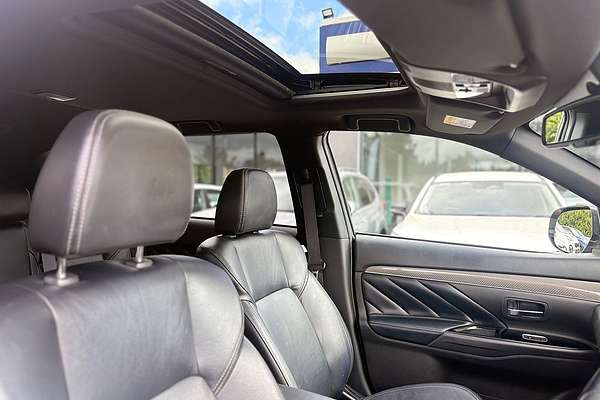 2019 Mitsubishi Outlander PHEV Exceed ZL