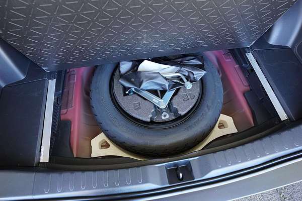 2020 Toyota RAV4 GX MXAA52R