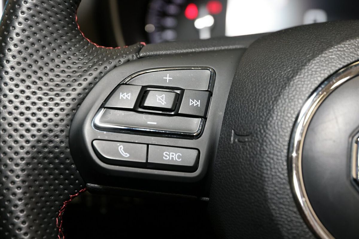 2024 MG HS Vibe SAS23