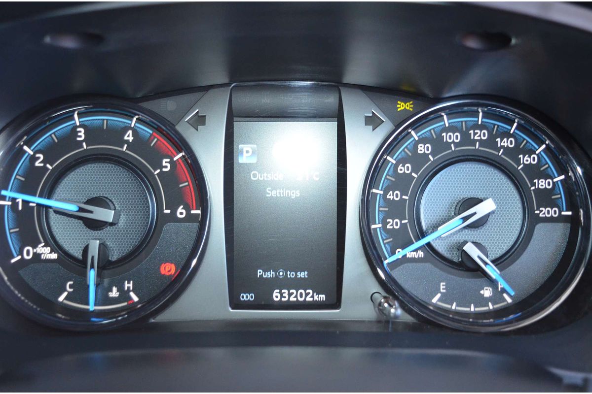 2020 Toyota Hilux Rogue GUN126R 4X4