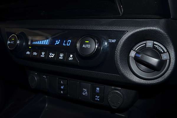 2020 Toyota Hilux Rogue GUN126R 4X4