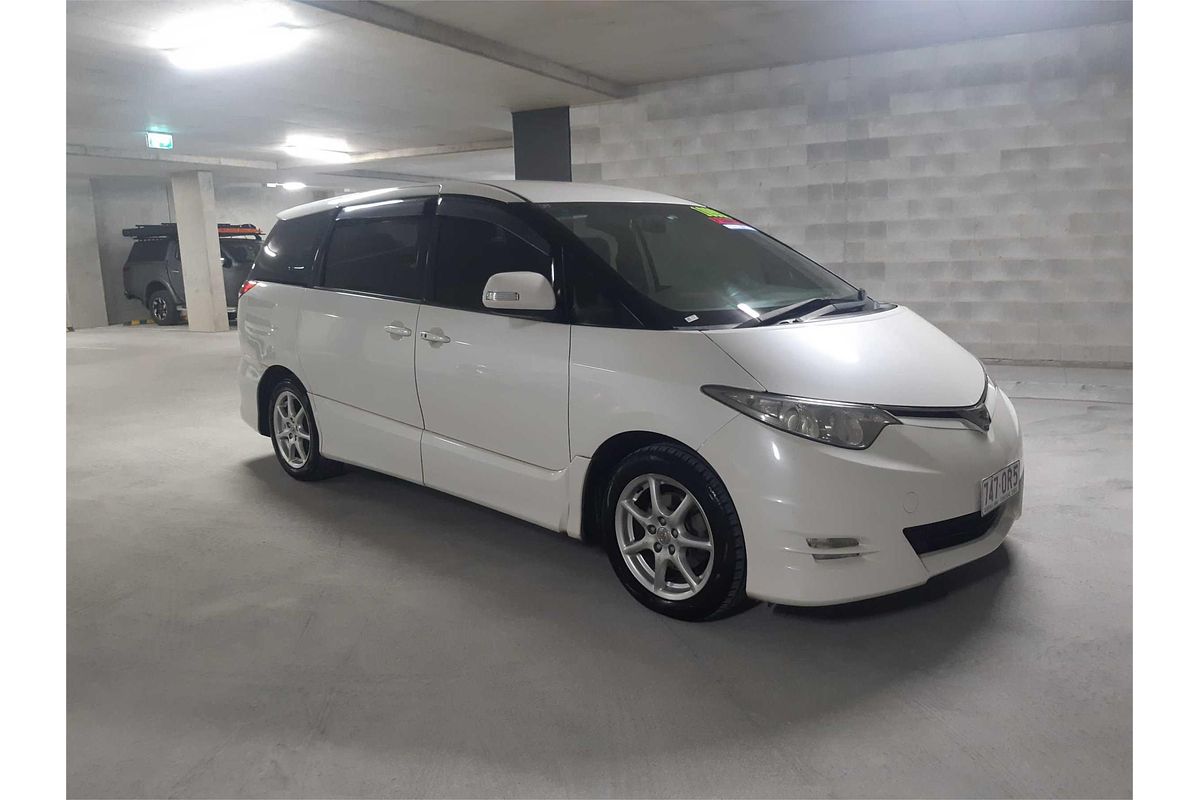 2006 Toyota Estima