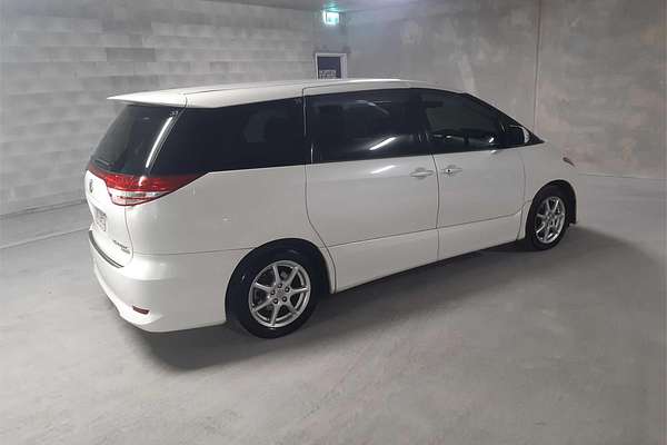2006 Toyota Estima