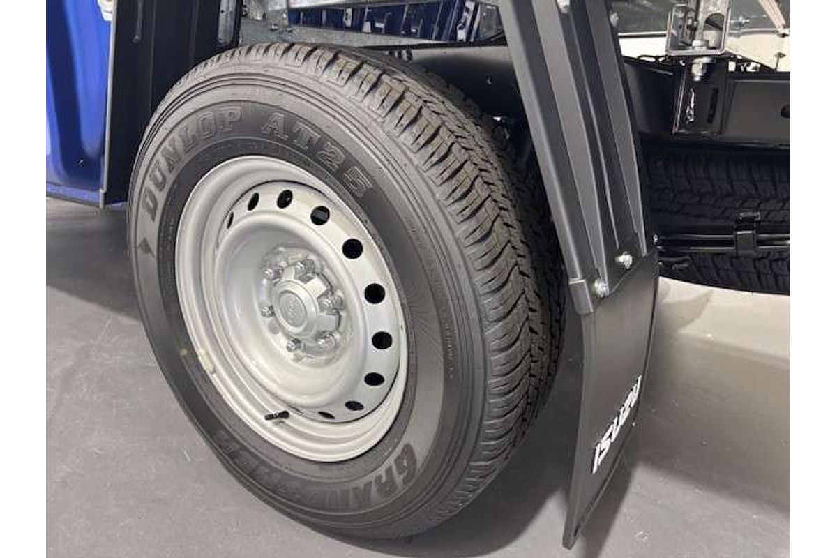 2025 Isuzu D-MAX SX  4X4