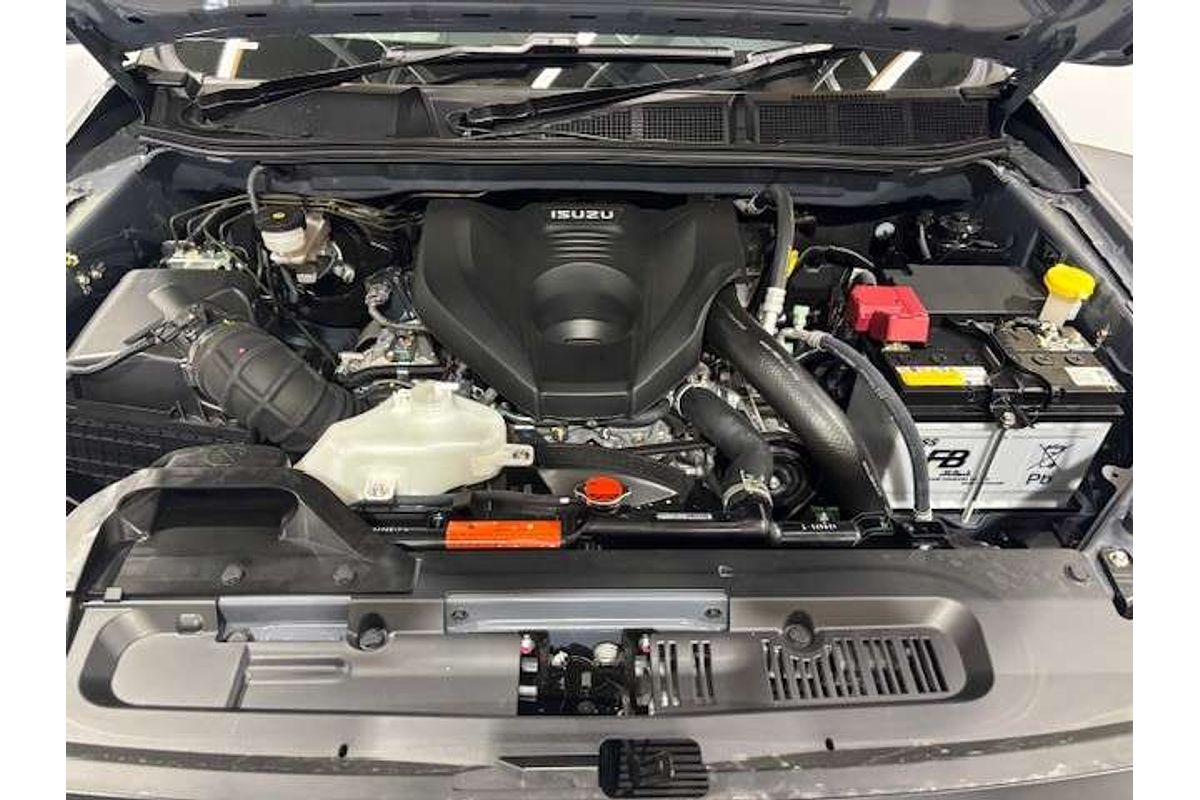 2025 Isuzu D-MAX SX  4X4