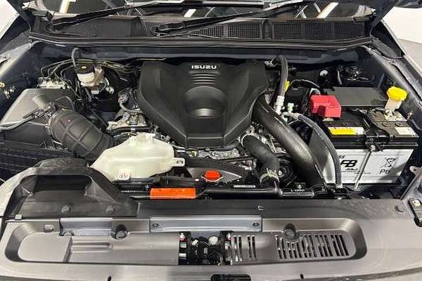 2025 Isuzu D-MAX SX  4X4