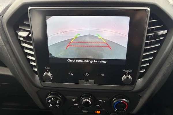 2025 Isuzu D-MAX SX  4X4