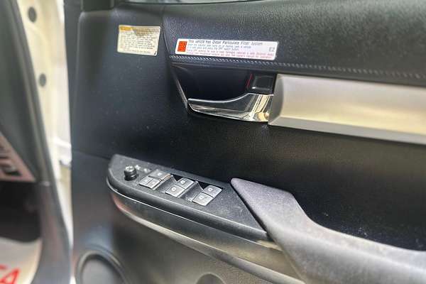 2018 Toyota Hilux SR5 GUN126R 4X4