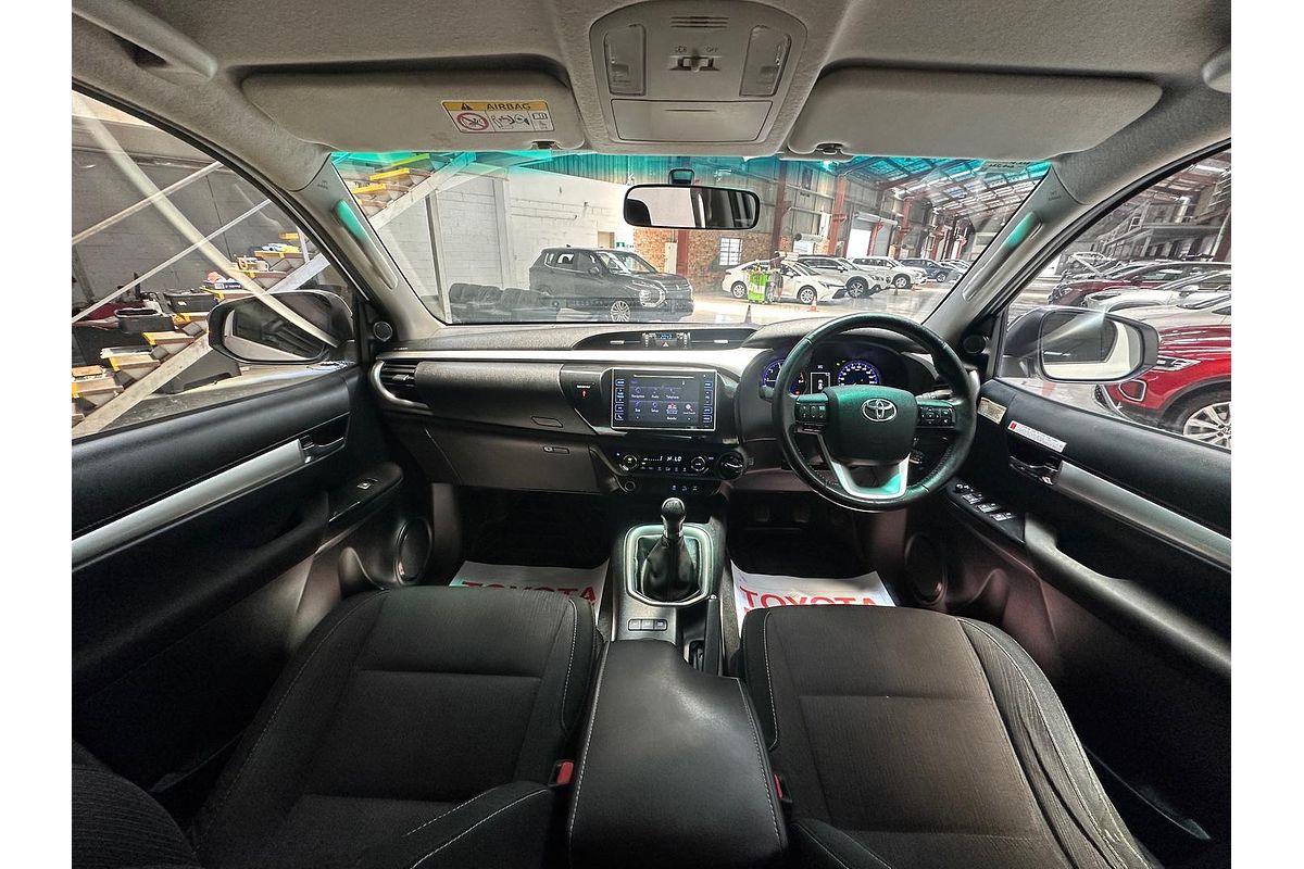 2018 Toyota Hilux SR5 GUN126R 4X4