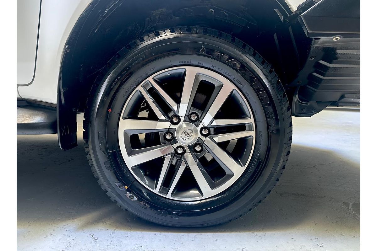 2018 Toyota Hilux SR5 GUN126R 4X4