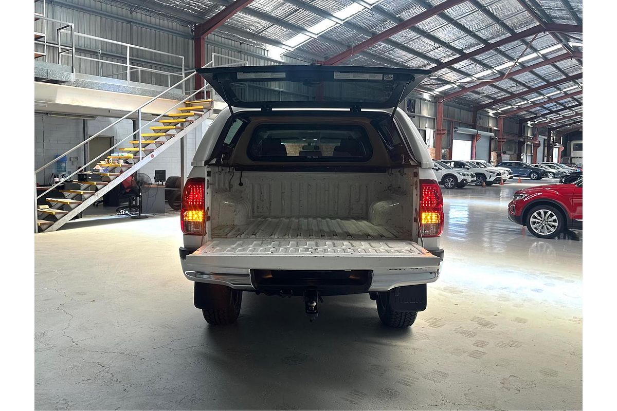 2018 Toyota Hilux SR5 GUN126R 4X4