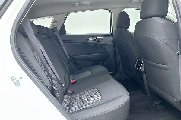 2024 Kia Sportage S NQ5