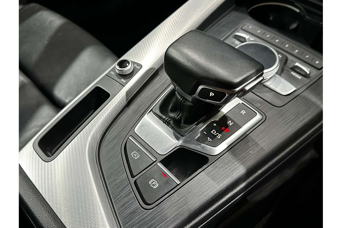 2019 Audi A4 40 TFSI S line B9