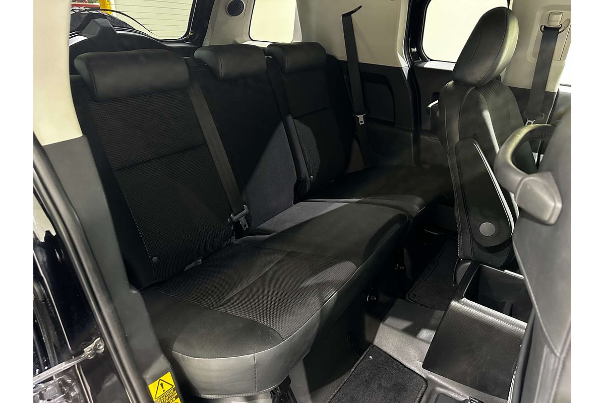 2015 Toyota FJ Cruiser  GSJ15R