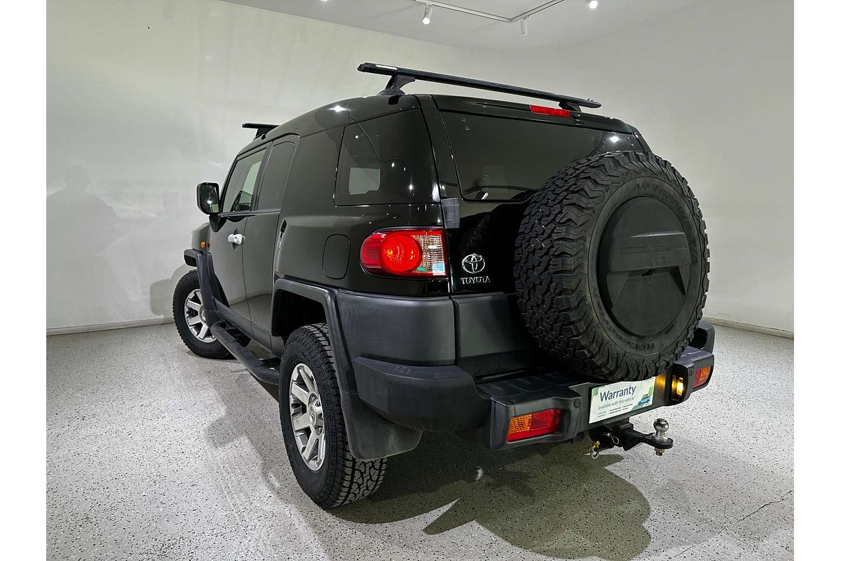 2015 Toyota FJ Cruiser  GSJ15R