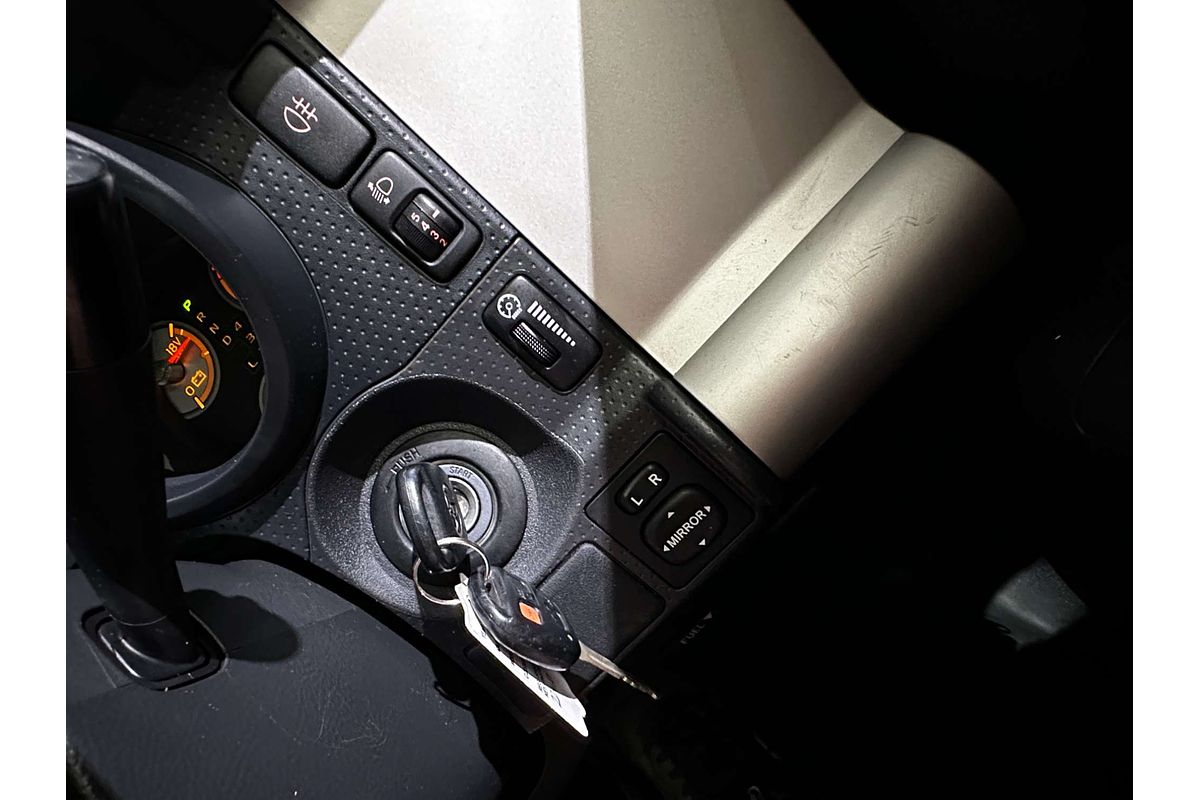 2015 Toyota FJ Cruiser  GSJ15R