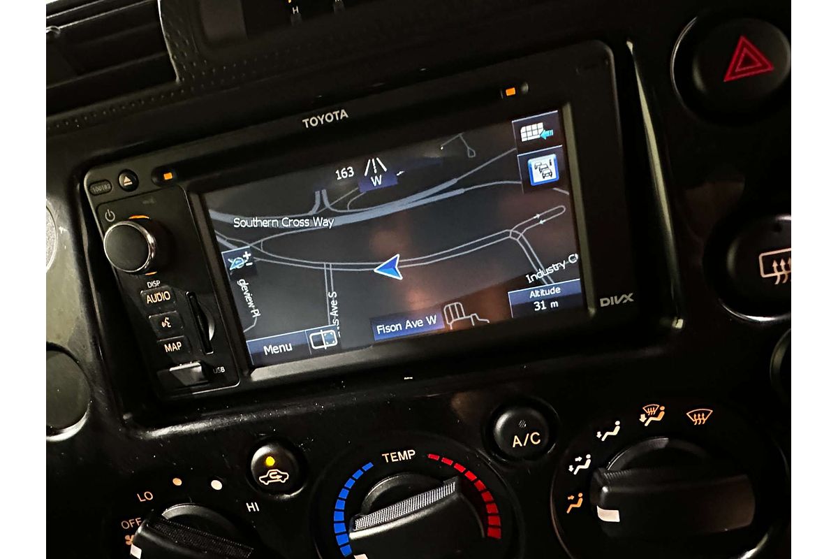 2015 Toyota FJ Cruiser  GSJ15R