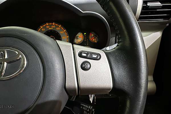 2015 Toyota FJ Cruiser  GSJ15R