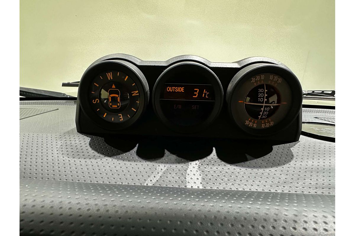 2015 Toyota FJ Cruiser  GSJ15R