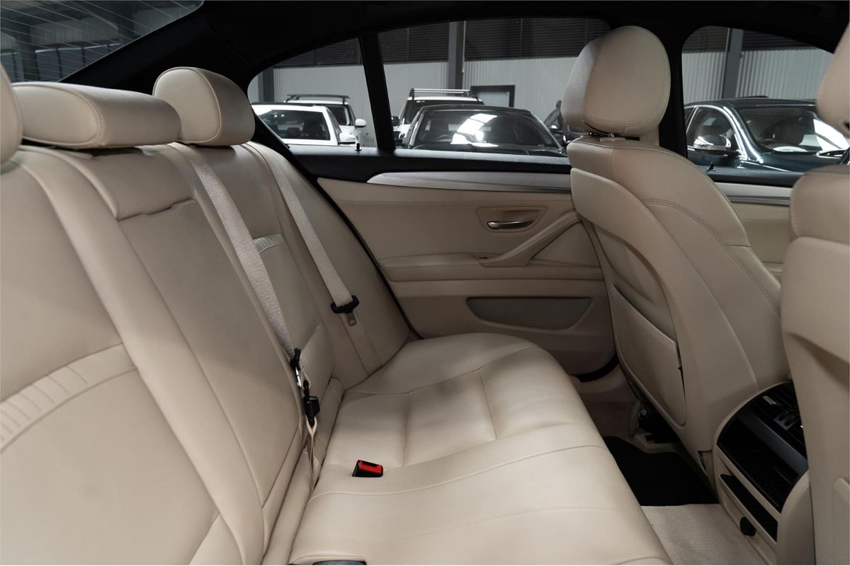 2015 BMW 5 Series 520i M Sport F10 LCI