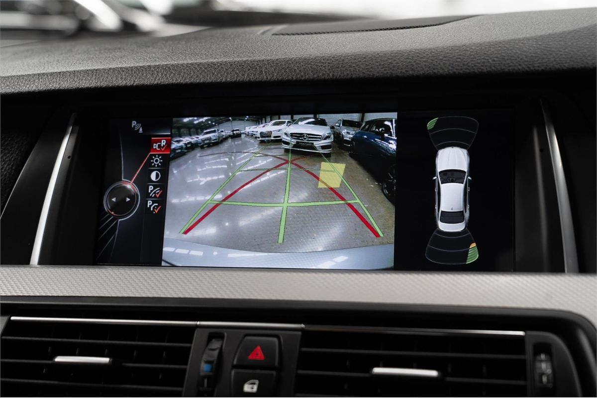 2015 BMW 5 Series 520i M Sport F10 LCI