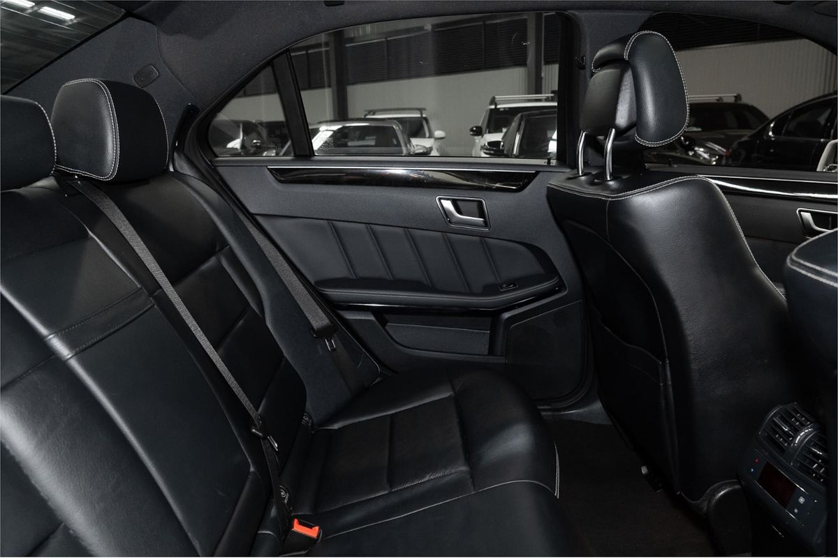 2012 Mercedes-Benz E-Class E350 BlueEFFICIENCY Avantgarde W212